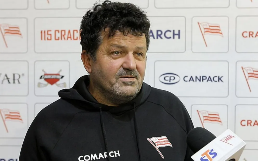 Uhonorowanie legendy, hat-trick Kapicy i kolejna cenna wygrana Unii