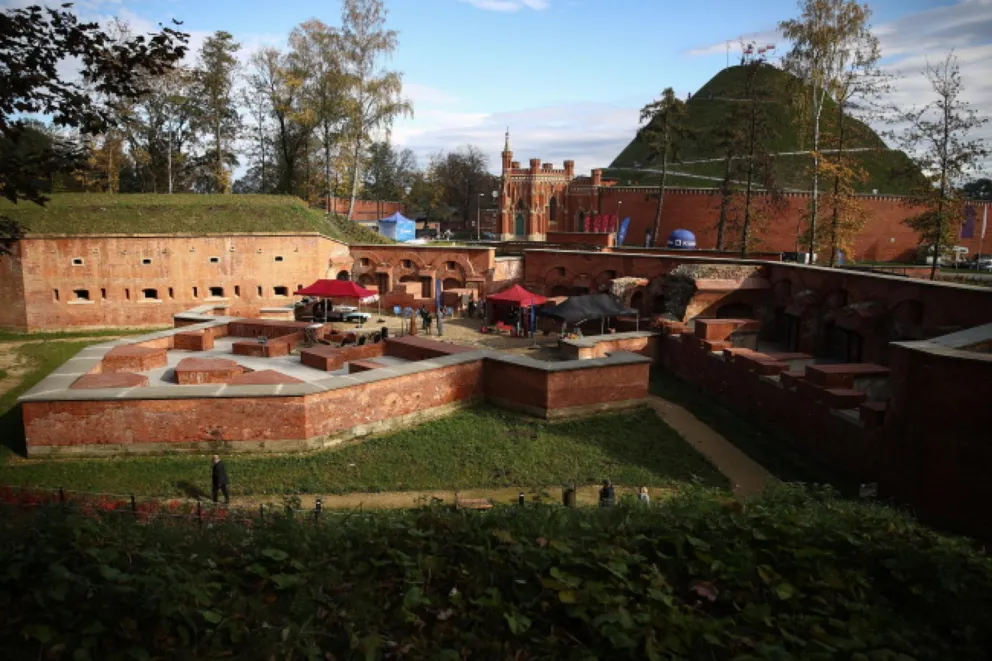 Fort 2 "Kościuszko" zmienił się nie do poznania. W planach koncerty, wystawy, kino
