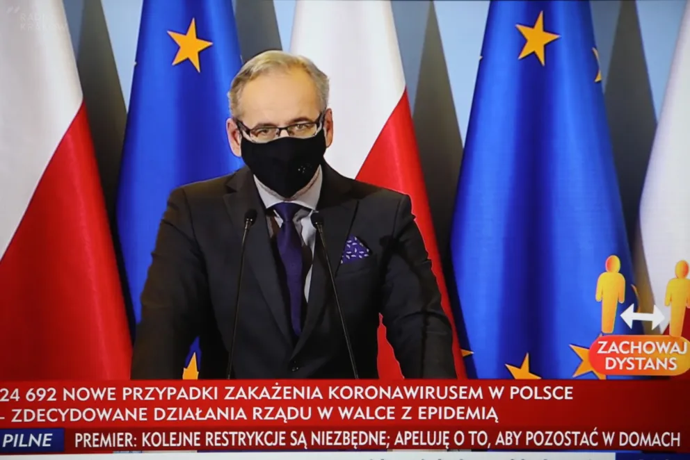 Szef MZ: system jest na granicy wydolności, czas włączyć hamulec awaryjny