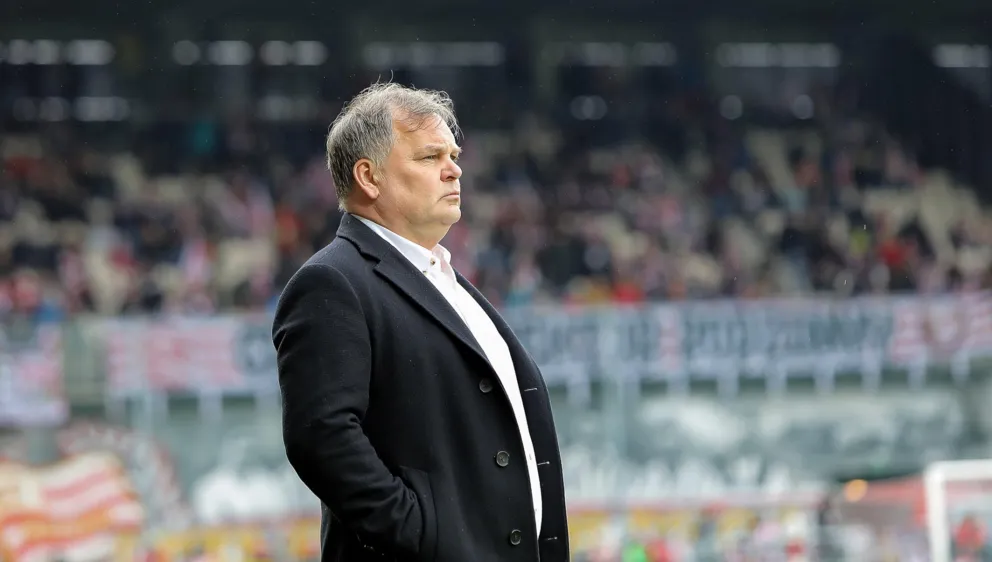 Ekstraklasa piłkarska: trudny wyjazd Puszczy Niepołomice do Szczecina
