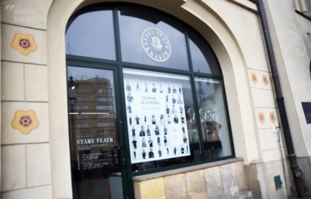 Zamknięte kina, muzea, galerie sztuki i teatry. Kultura przenosi się do internetu