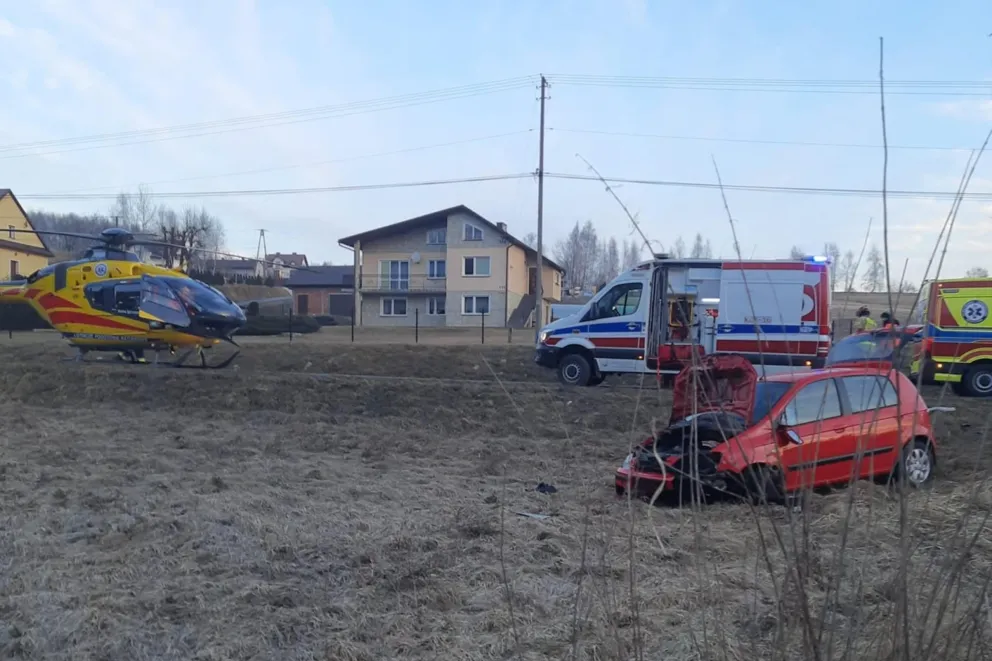 Poważny wypadek w Tymowej. Cztery osoby odniosły obrażenia