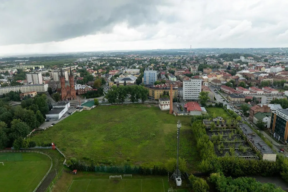 Od lat popadał w ruinę, teraz będzie tam osiedle mieszkaniowe. Ostatnia prosta do rozpoczęcia inwestycji na terenie Owintaru
