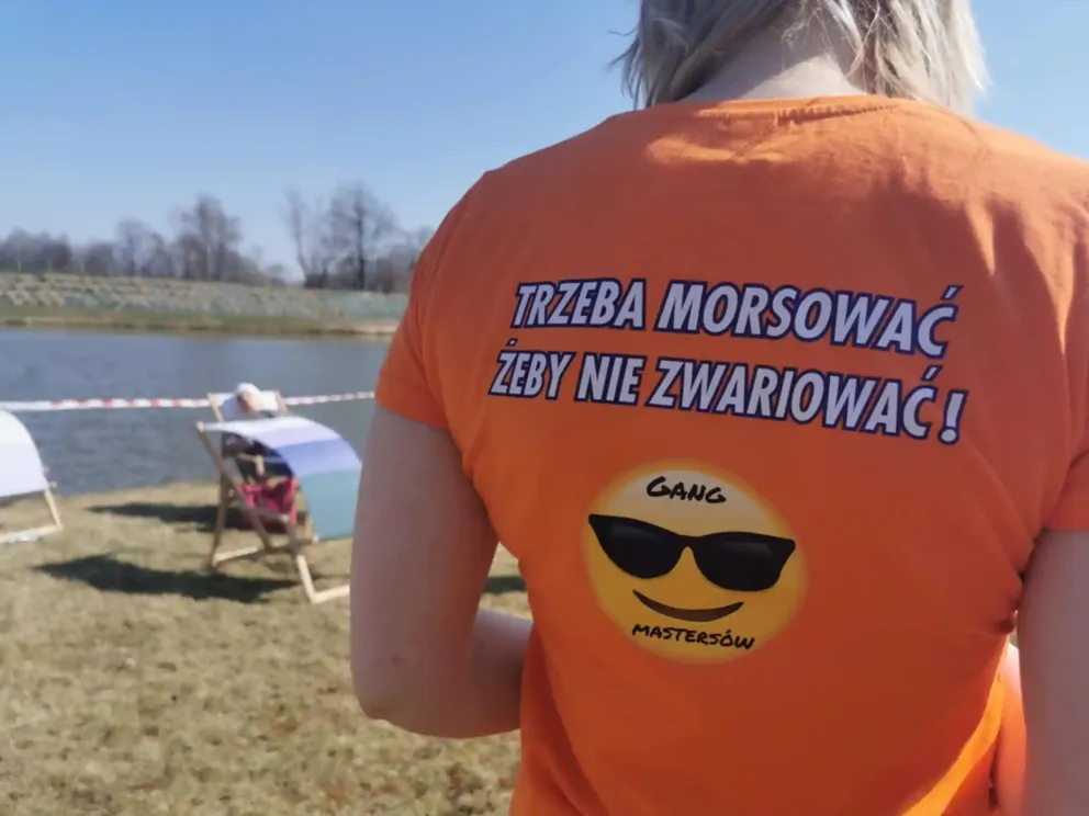 Jak jest cieplej, to jest... chłodniej. Tarnowskie morsy uroczyście zakończyły sezon