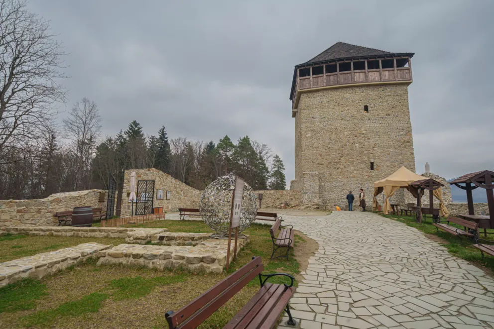 Rozpoczęcie sezonu turystycznego na zamku w Muszynie