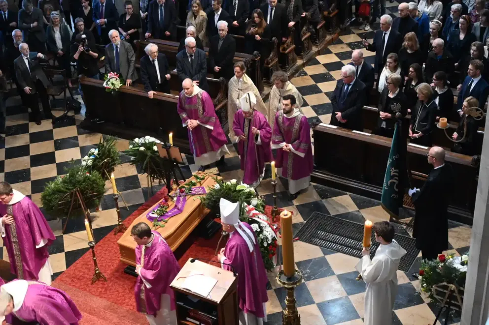 Kraków pożegnał ojca Jana Andrzeja Kłoczowskiego. "To życie, po którym można postawić nie kropkę, ale wykrzyknik"