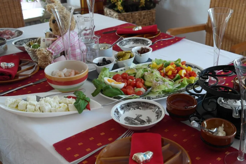 Pierogi, sernik i pretensje. O języku, emocjach i relacjach w polskich domach