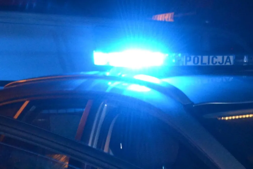 Śmiertelne potrącenie pieszego w Kadczy. Policja szuka sprawcy i apeluje do świadków wypadku