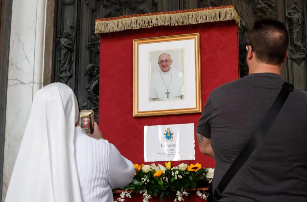 Pogrzeb papieża między piątkiem a niedzielą