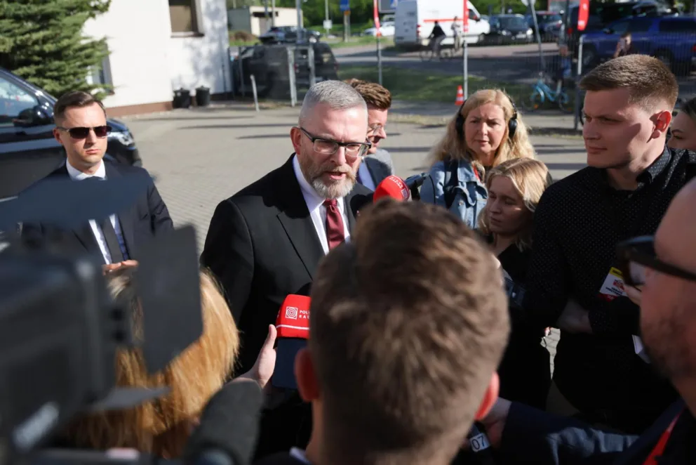 Antysemityzm i prorosyjskie hasła w debacie wyborczej – gdzie są granice?