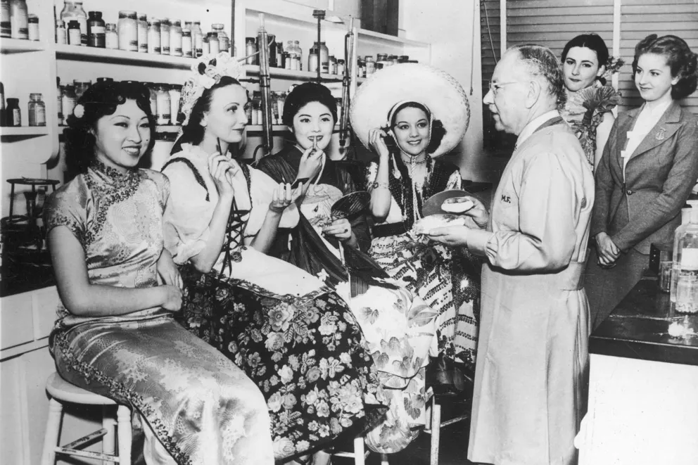 Wyjechał z Polski i podbił Hollywood. Max Factor stworzył kosmetyczne imperium