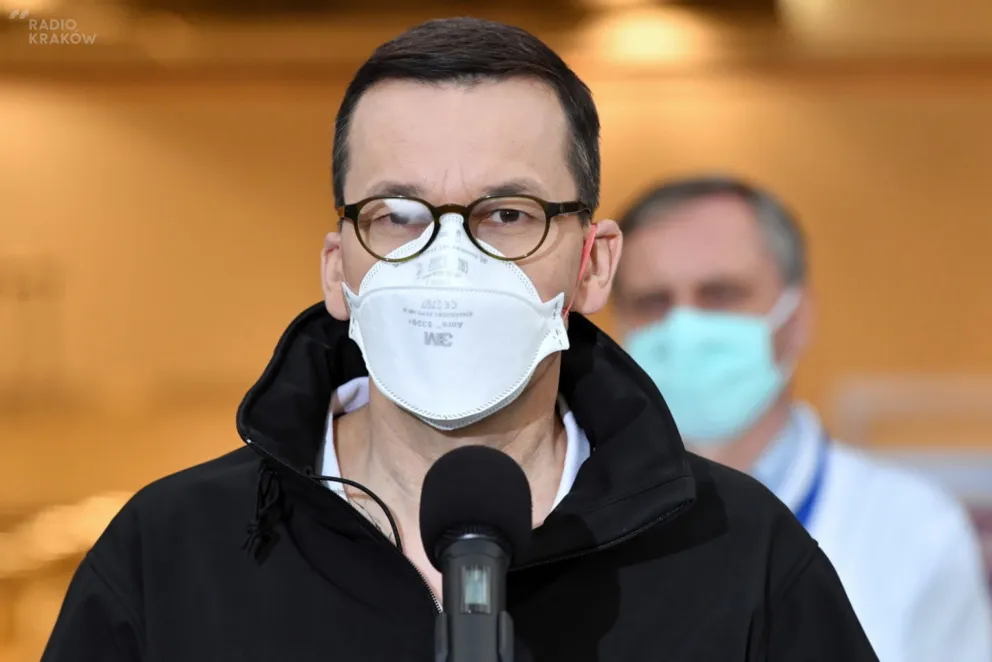 Premier: Koronawirus zbiera ponure żniwo, dlatego musimy działać wspólnie, być drużyną