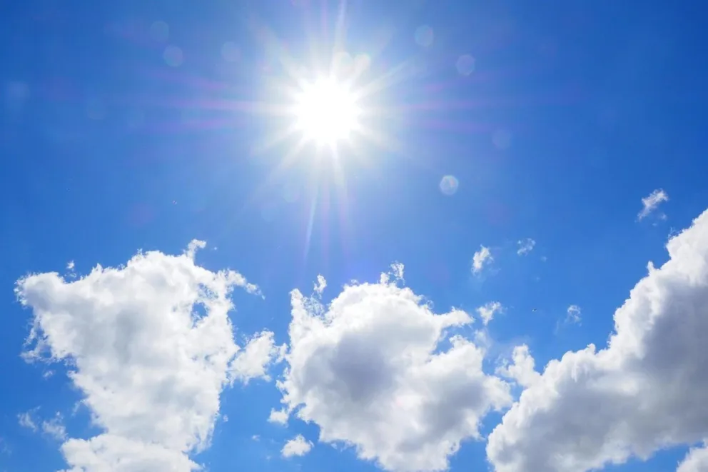 Niedziela z letnimi temperaturami i przelotnymi burzami