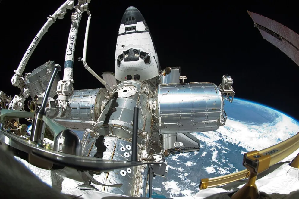 POLSA: 10. dnia misji polski astronauta pracował nad eksperymentami i prowadził działania edukacyjne
