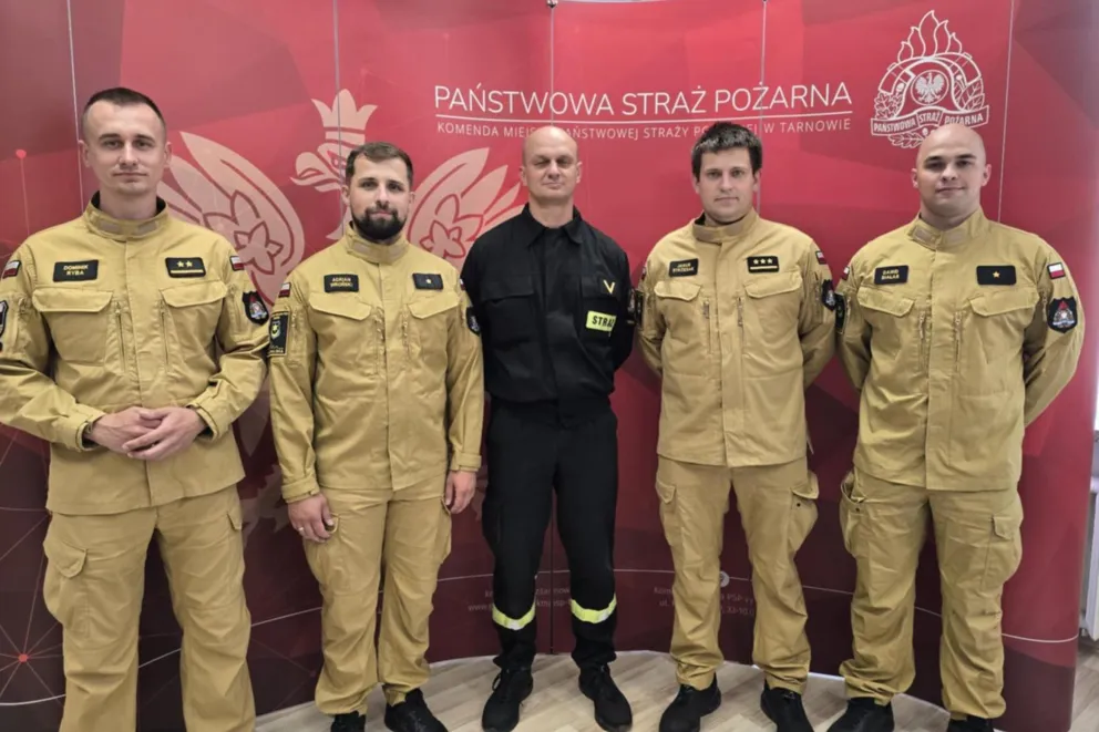 Tarnowscy strażacy ruszają na Mont Blanc. Będą zbierać pieniądze dla Fundacji "Dorastaj z Nami"