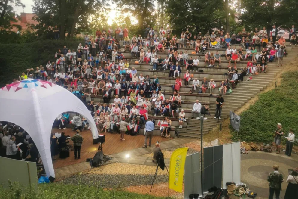 Tarnów także uczcił rocznicę wybuchu Powstania Warszawskiego. Była modlitwa, a wieczorem śpiew
