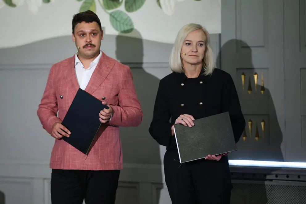W Starym Teatrze o aborcji, o "Piramidzie zwierząt" i Modrzejewskiej