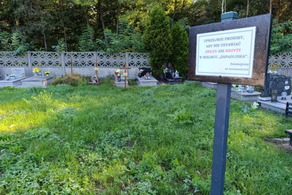 Trzy lata temu zapadła się ziemia na cmentarzu w Trzebini. A pomocy dla miasta jak nie było, tak nie ma