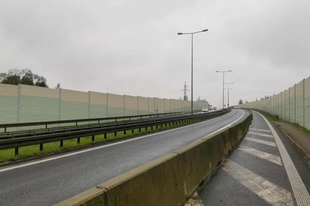 Tarnów planuje nową kładkę pieszo-rowerową nad A4 w Krzyżu. (Nie)potrzebna?