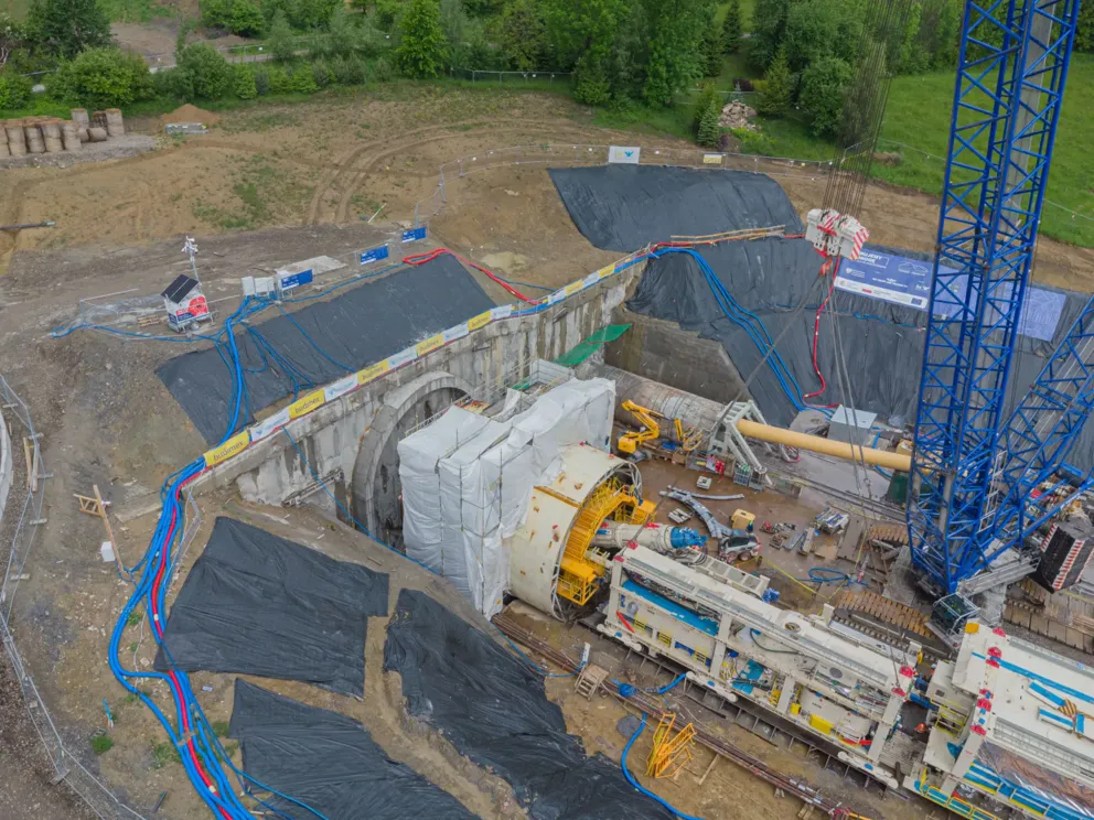 Podłęże-Piekiełko: prace przy tunelach pod Pisarzową idą zgodnie z planem