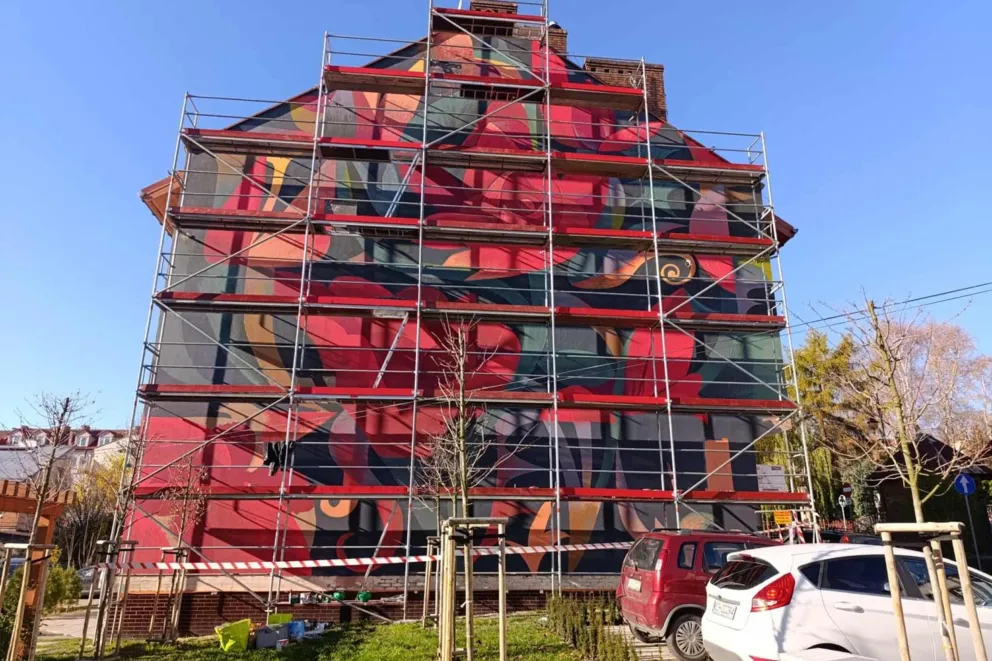 W Chrzanowie powstaje wyjątkowy mural. Upamiętnia ważną postać w nieoczywisty sposób