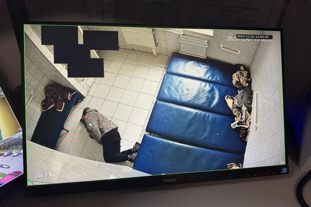 Krakowska izba wytrzeźwień pęka w szwach. Tak wygląda od środka