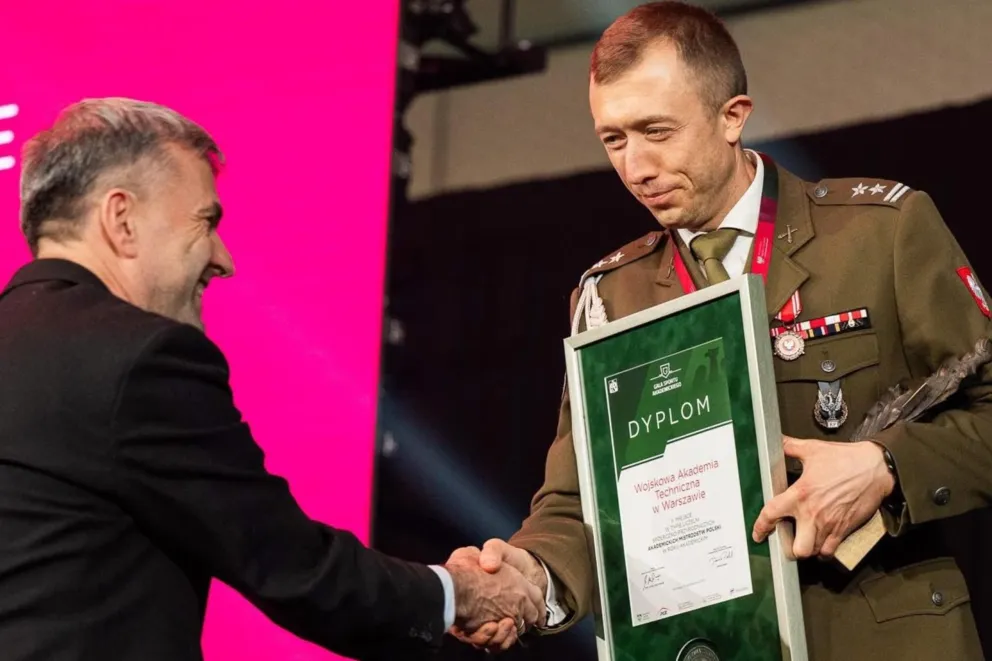 Ppłk Jarosław Kurek WAT: Dostosowujemy nasze rygory dydaktyczne do obecnych potrzeb armii