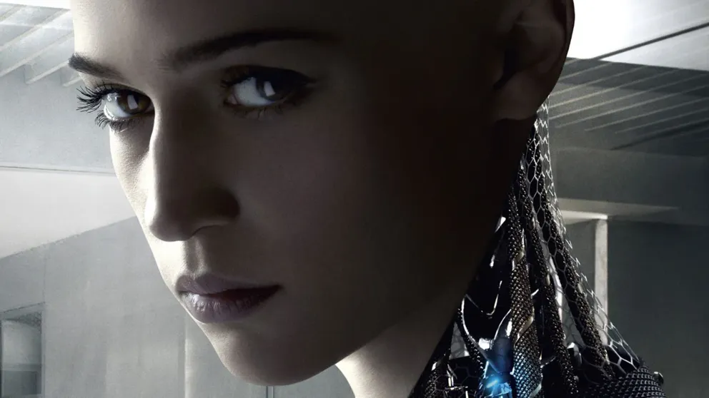Gdzie kończy się człowiek, a zaczyna maszyna? "Ex Machina"