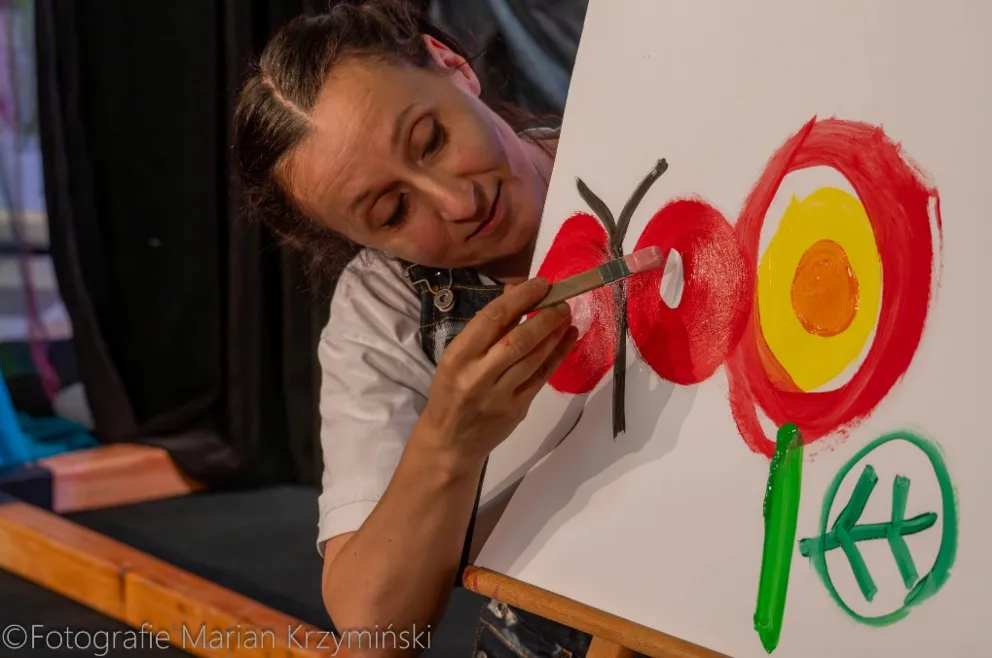 Teatralne Poranki dla NajNajów - "Tip-Top" Teatr Chrząszcz w Trzcinie