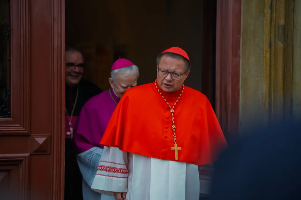 Ksiądz Kazimierz Sowa: "Żaden polityk nie dostał osobistego zaproszenia na ingres"