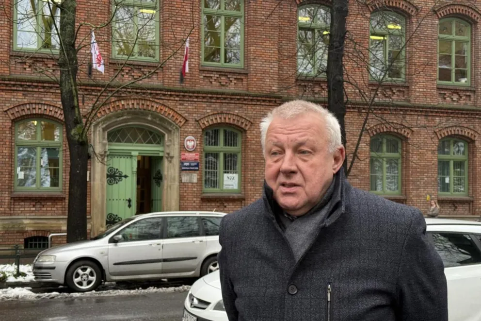 Będą zmiany po aferze w krakowskim liceum? MEN szykuje nowe przepisy ws. wyglądu uczniów