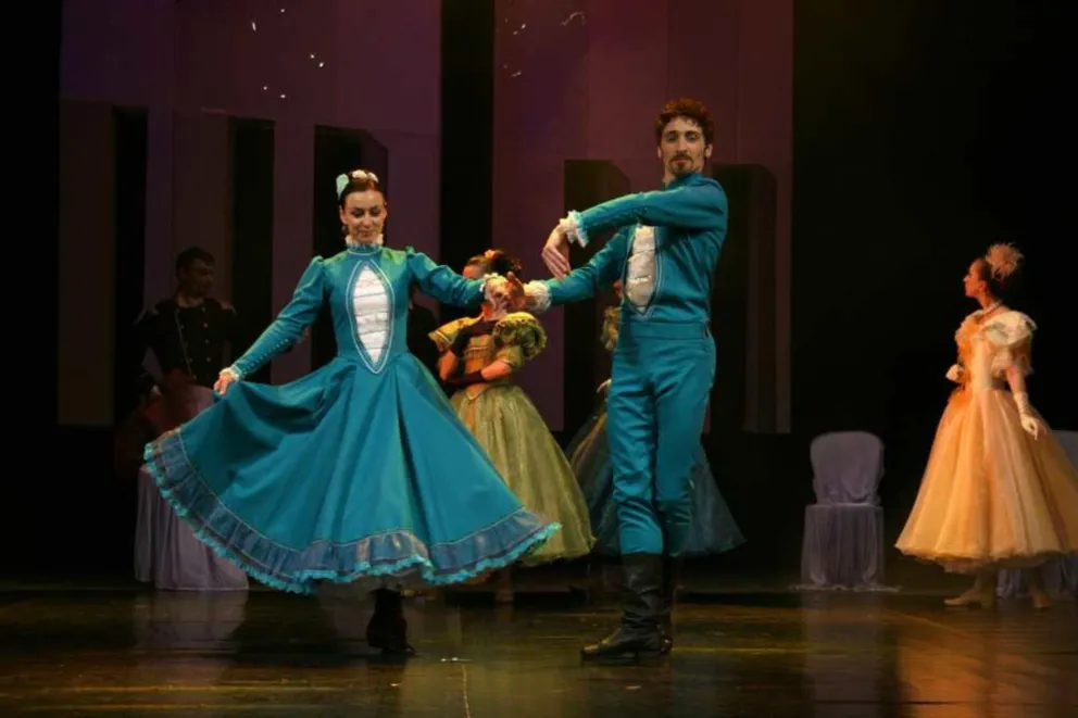 Premiery, wystawy, mural, film dokumentalny -  jubileuszowe plany Cracovia Danza