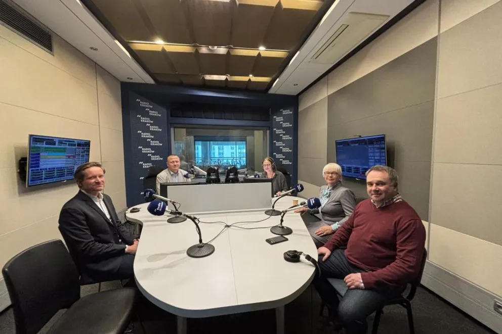 „Wyczyn” dla komitetu referendalnego, "Oze-sroze” „Blamażem”