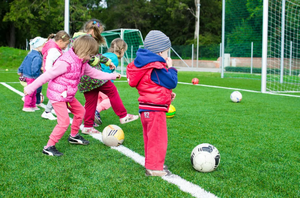 Bon dla pierwszaka w Tarnowie rozszerzony. Teraz to „bon sportowy” także dla klas 2 i 3