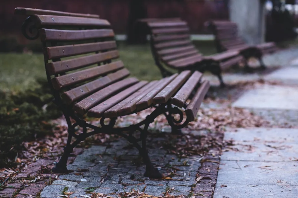 Dłuższe życie, ale mniej relacji. Psycholog o prawdziwym wyzwaniu starości