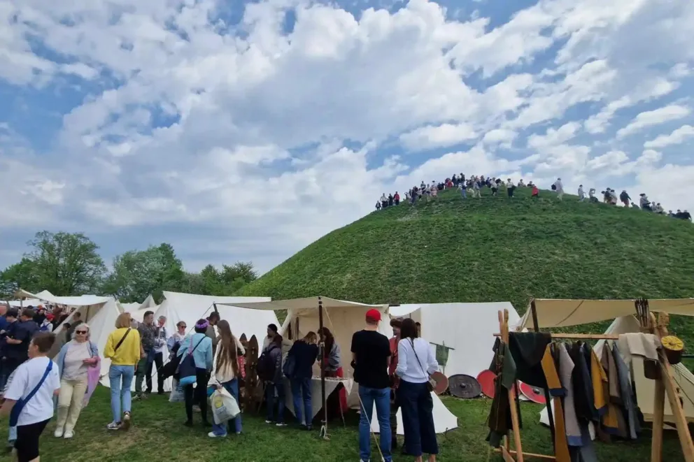 Zbrodnia, kara i słowiańska historia ożywiona pod Kopcem Kraka