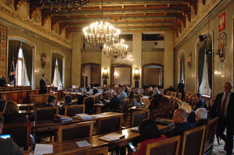 Będą zmiany zasad dla rad dzielnic? W tle sprawa skazanego radnego
