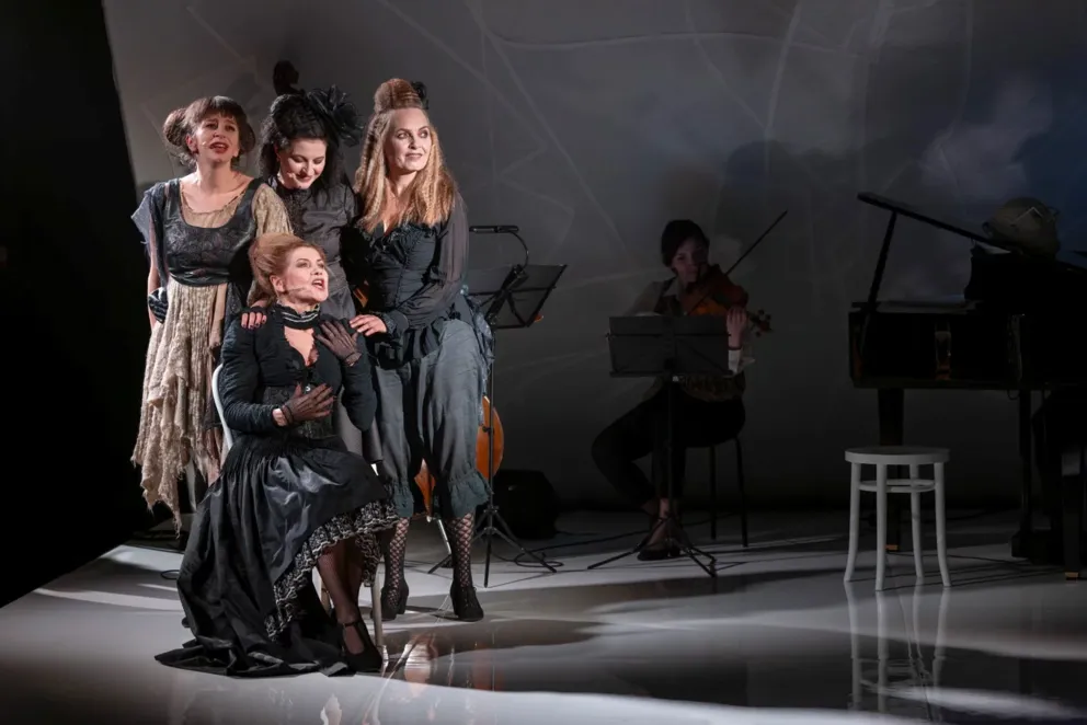 Bertolt Brecht w kobiecej narracji. Teatr KTO organizuje pierwszomajowy recital
