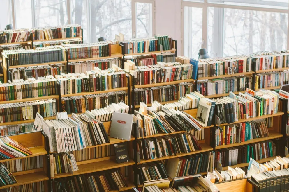 Znani za ladą i 60 wydarzeń. Tydzień Bibliotek w Krakowie