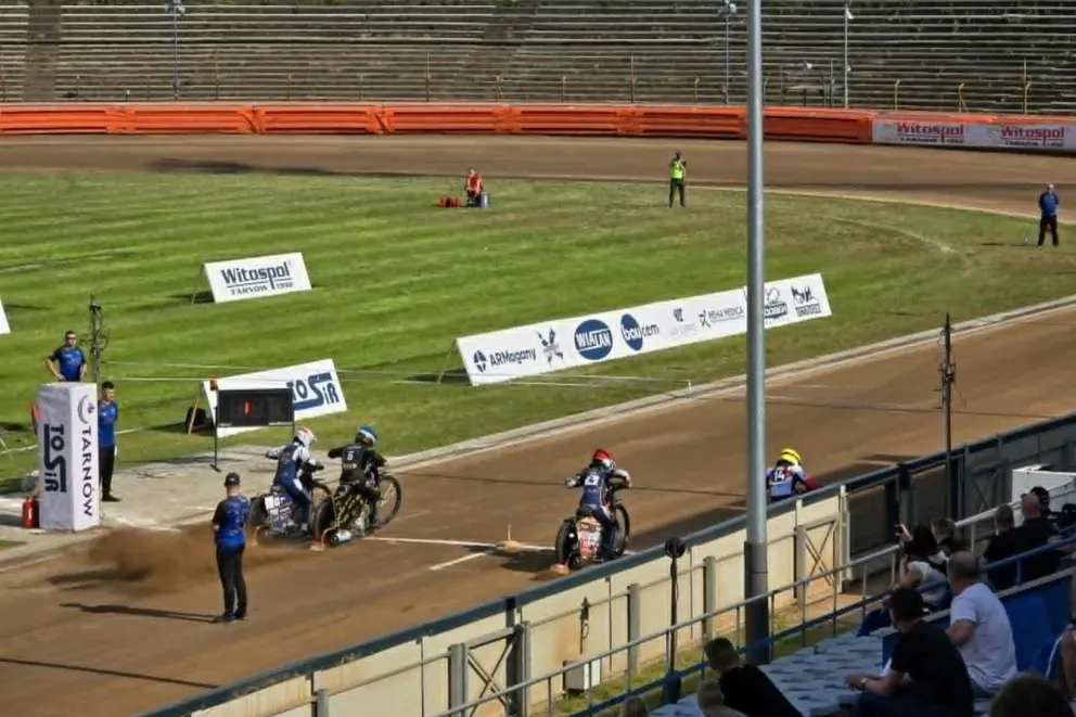 Żużel wrócił do Tarnowa! Na stadion przyszli wreszcie kibice