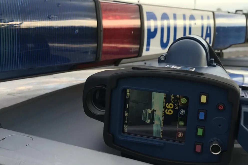 Zastępca komendanta policji z Limanowej stracił prawo jazdy za... przekroczenie prędkości