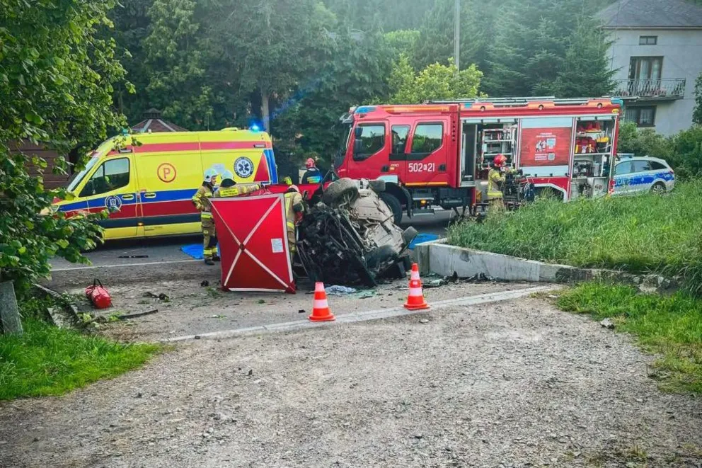 Śmiertelny wypadek w powiecie olkuskim. Nie żyje 36-letni kierowca