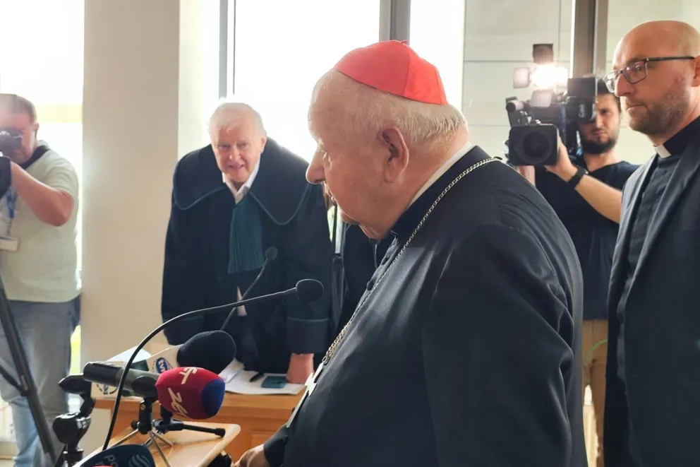 Kardynał Stanisław Dziwisz przed sądem: „O sprawie Janusza Szymika dowiedziałem się z mediów”