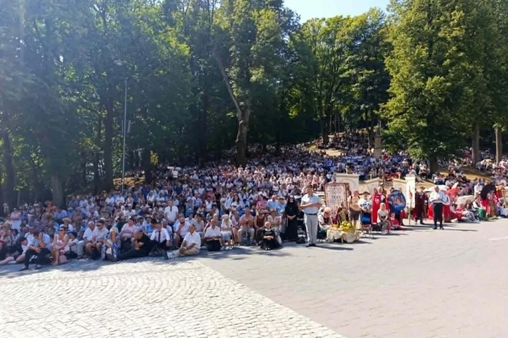 Tysiące wiernych w Kalwarii Zebrzydowskiej. Kulminacja wielkiego odpustu