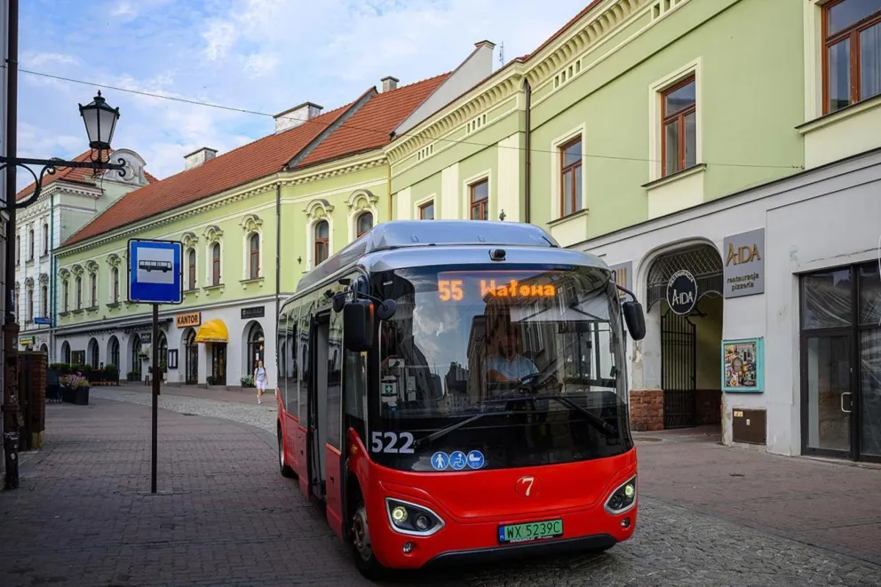Darmowy autobus w Tarnowie zostanie na dłużej? Miasto podsumowuje pierwsze testy