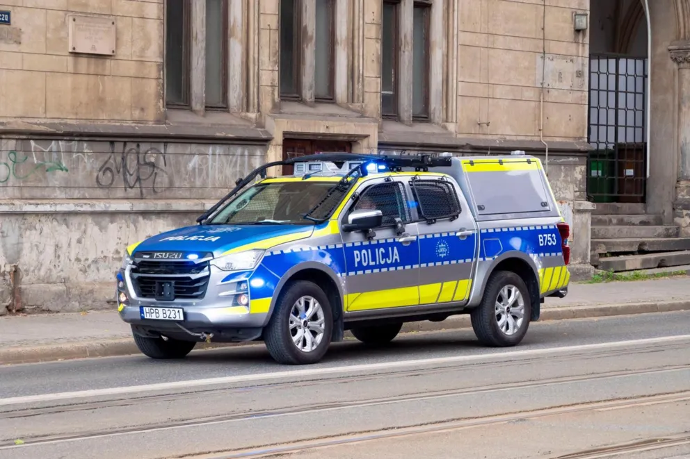 Gdzie kończy się prawo policjanta do użycia siły? Sokołowski: "Musi wiedzieć, kiedy odstąpić”