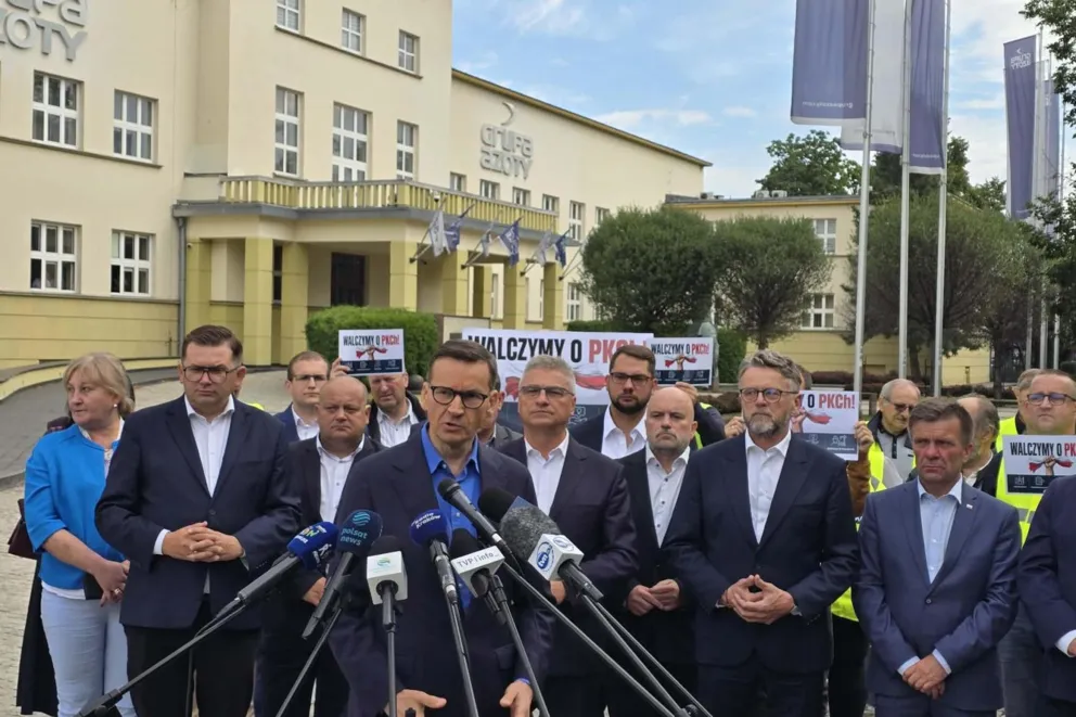 Morawiecki w Tarnowie o Grupie Azoty: „Dość niszczenia polskiego przemysłu”. Jest reakcja spółki
