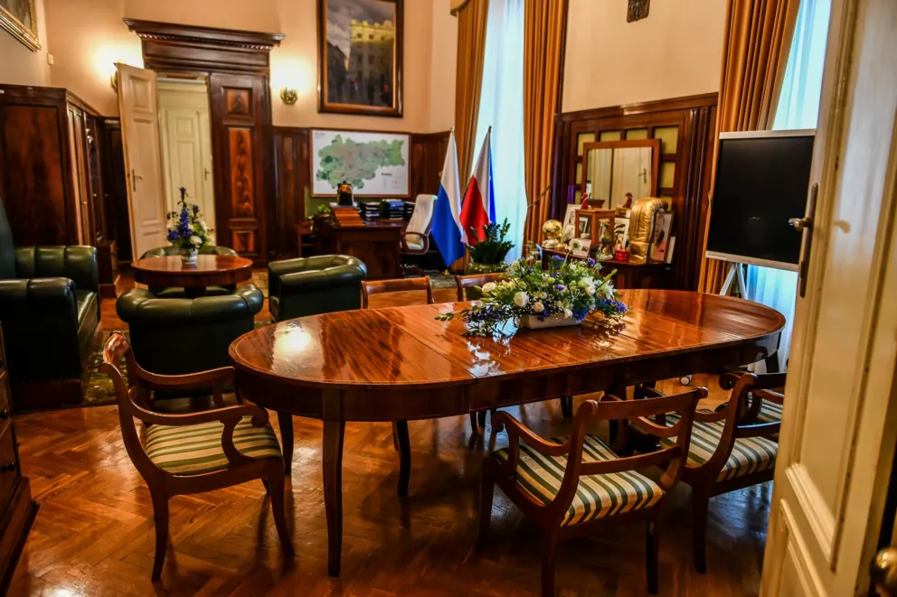 Bocheńczak poza wyborami. Politolog: „To kompromitacja i zimny prysznic dla Konfederacji”