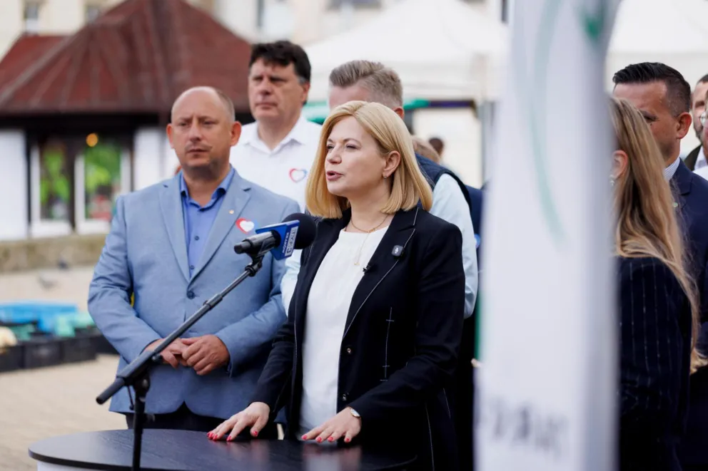 Warzywomaty na krakowskich osiedlach. Piątkowska chce żywności prosto od małopolskich rolników