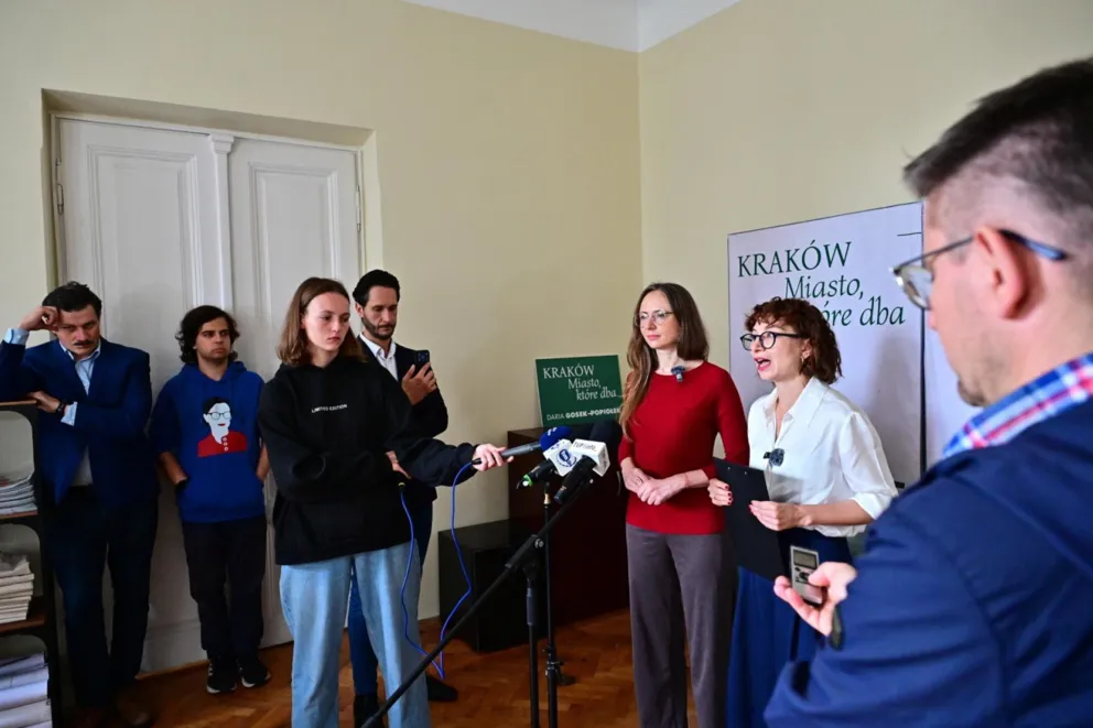 „Owcowy Czwartek” i klauzule społeczne. Kandydatki o pracy w Krakowie